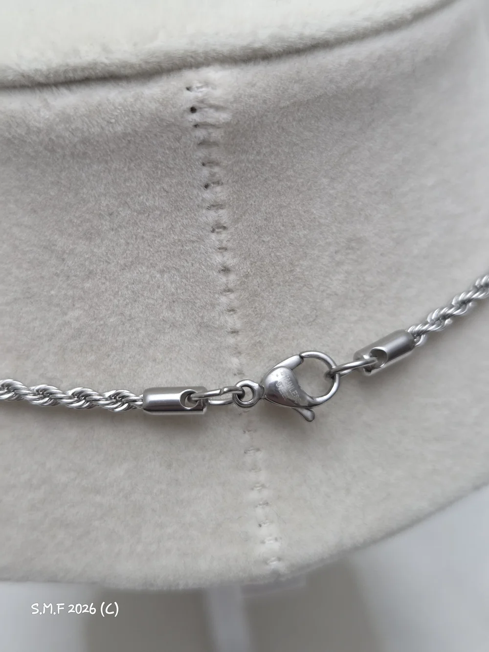 Classic Stainless Steel Silver Rope Chain Necklace (2mm) - 18 inch - Picture 3 of 4